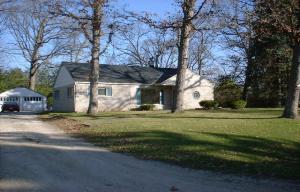 12916 W Honey Ln., New Berlin, WI 53151
