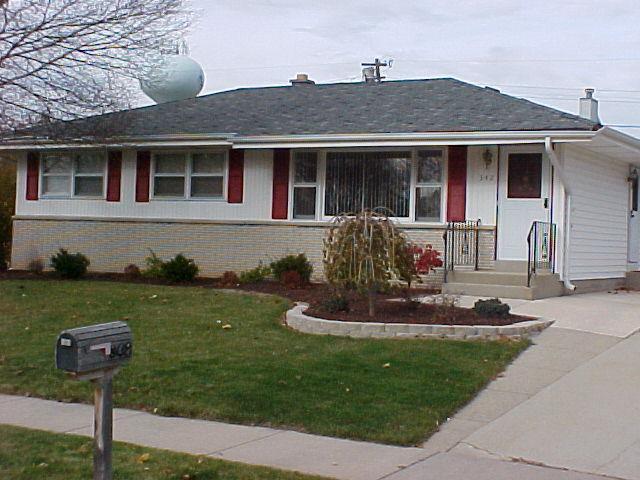 342 W Barry Ave., Port Washington, WI 53074