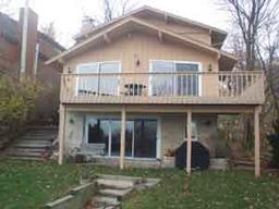 W1754 Byrnes Ln., East Troy, WI 53149