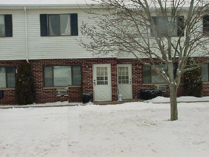 321 W Washington St. #6, Slinger, WI 53086