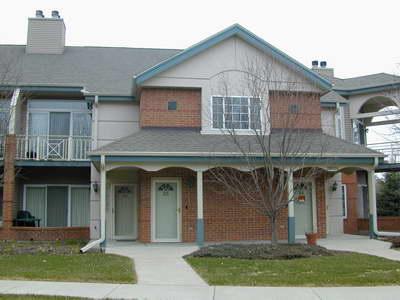 18950 Toldt Woods Dr. #23, Brookfield, WI 53045