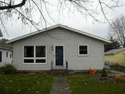 408 S 4th Ave, Onalaska, WI 54650