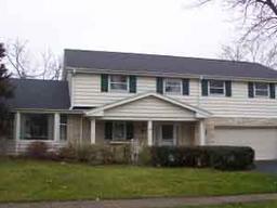 480 E Parkway Estates Dr., Oak Creek, WI 53154