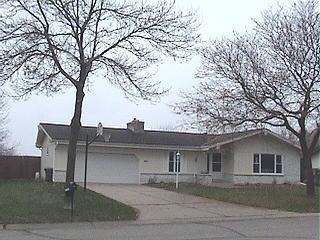 9379 S 35th St., Franklin, WI 53132