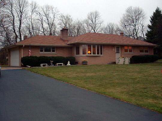 N50W15901 Honeysuckle Ln., Menomonee Falls, WI 53051