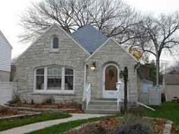 3255 S 45th, Greenfield, WI 53219