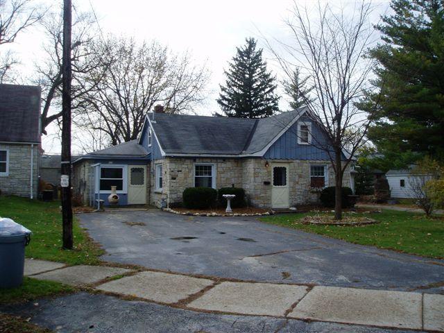 630 Westowne Ave., Waukesha, WI 53188