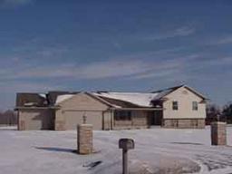 N5444 Eagle Cir., Onalaska, WI 54650