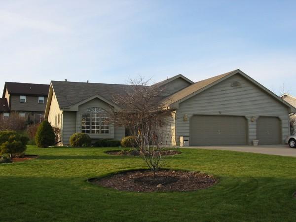 W141N4899 Golden Fields Dr., Menomonee Falls, WI 53051