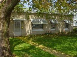 140 W Jefferson, Oconomowoc, WI 53066