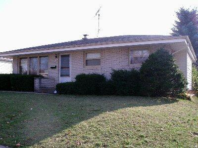 9529 W Kaul Ave, Milwaukee, WI 53225