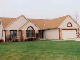 545 W Saint Johns Ct., Glendale, WI 53217