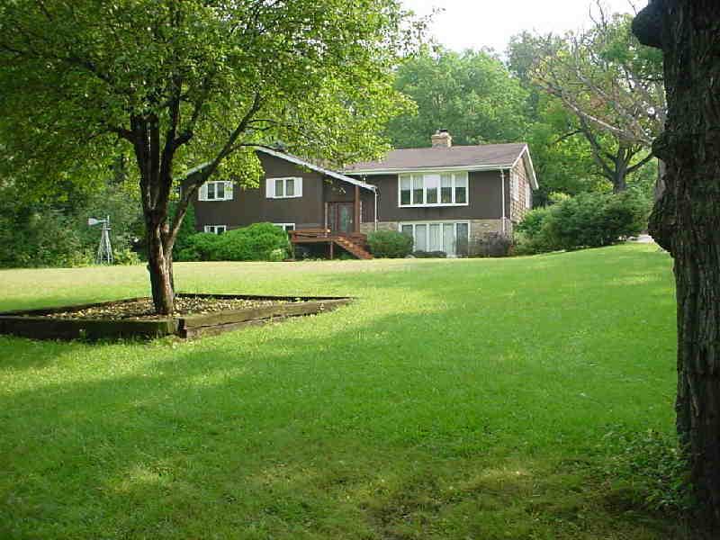 23526 89th St., Salem, WI 53168