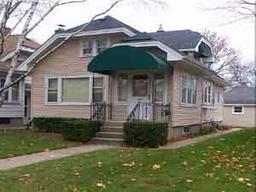 1325 West Lawn Ave., Racine, WI 53406