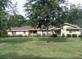 18950 Benington Dr., Brookfield, WI 53045