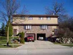 1221 S Grandview Blvd., Waukesha, WI 53188