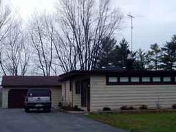 1422 N 2nd St., Watertown, WI 53098