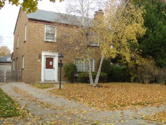 2473 N 60th St., Wauwatosa, WI 53210