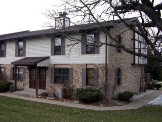 541 Hartridge Dr., Hartland, WI 53029