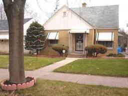 3824 N 51st Blvd, Milwaukee, WI 53216