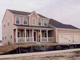 1539 N Highlandview Dr., West Bend, WI 53095