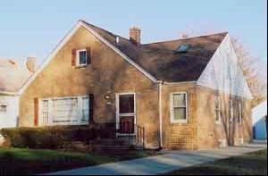 4864 N Hollywood Ave, Whitefish Bay, WI 53217