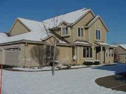 N24W24052 Stillwater Ln. #B, Pewaukee, WI 53072