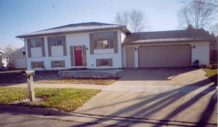 536 E Spruce St., Onalaska, WI 54650