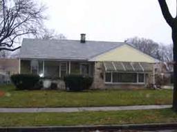 4458 N 67th St., Milwaukee, WI 53218