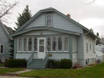 131 Harrison Ave., Waukesha, WI 53186