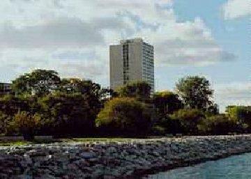 2525 S Shore Dr. #14C, Milwaukee, WI 53207