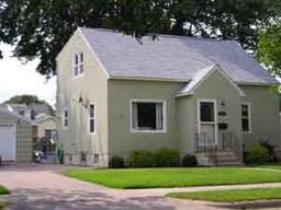 1926 S 22nd St., La Crosse, WI 54601