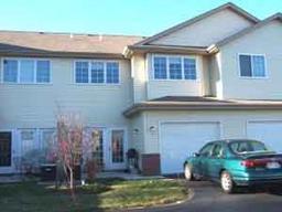 2422 Fox River Pkwy. #D, Waukesha, WI 53189