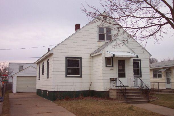 1010 S 20th St., La Crosse, WI 54601