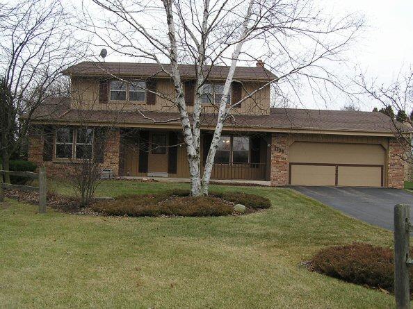 1139 Eastern Tr, Mukwonago, WI 53149