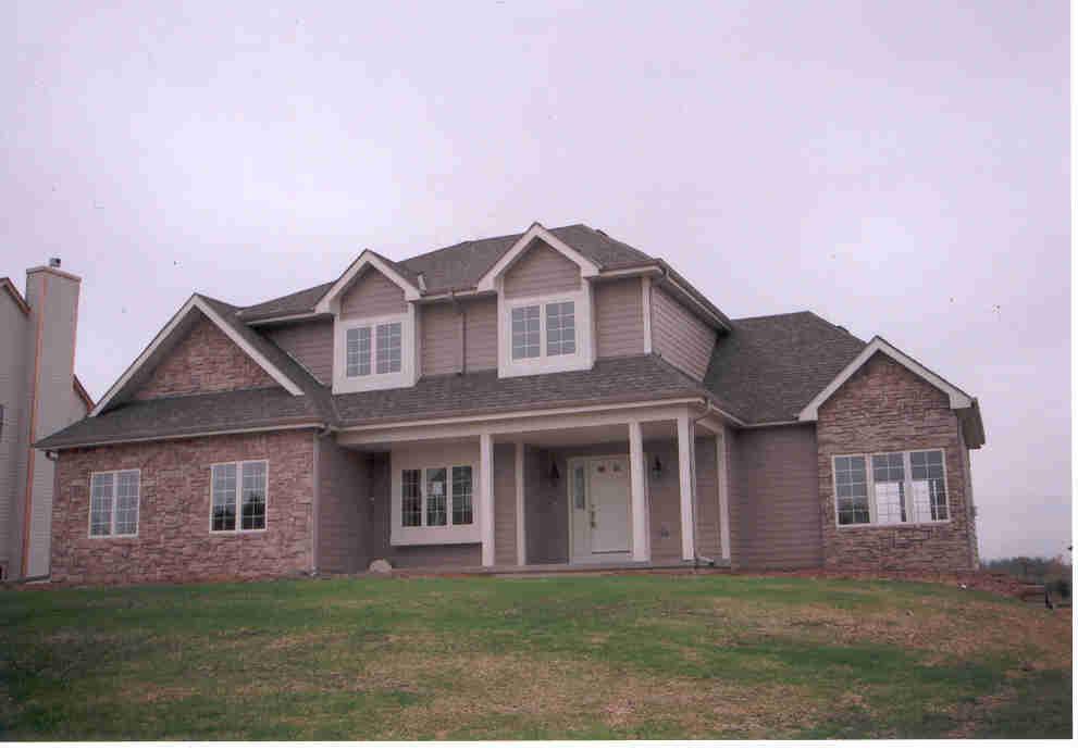 17414 W Walnut Way Dr., Menomonee Falls, WI 53051