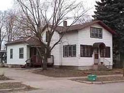 806 5th St., La Crosse, WI 54601
