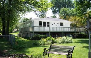 4314 Peninsula Dr., Burlington, WI 53105