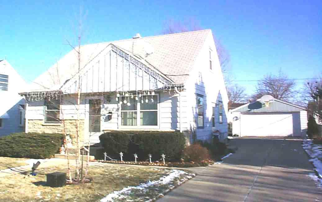 3422 S 58th St, Milwaukee, WI 53219