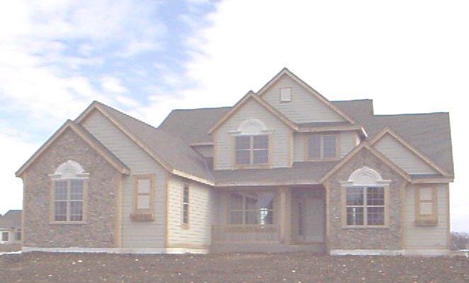 W351N5778 N Westshore Rd, Oconomowoc, WI 53066
