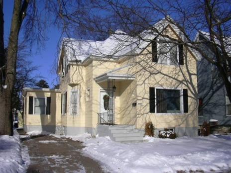 2125 Market St., La Crosse, WI 54601