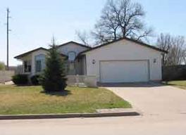 906 E Cedar Ave., Holmen, WI 54636