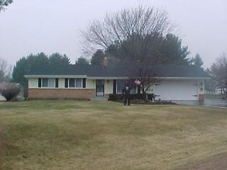 1432 River Knoll, Burlington, WI 53105