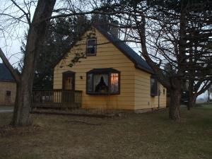 9441 River Rd, Pleasant Prairie, WI 53158