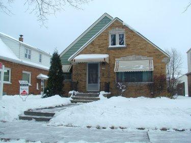 3568 S 15th St., Milwaukee, WI 53221