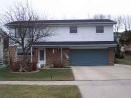 1727 N 18th Ave., West Bend, WI 53090