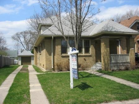 5109 N Elkhart Ave, Whitefish Bay, WI 53217