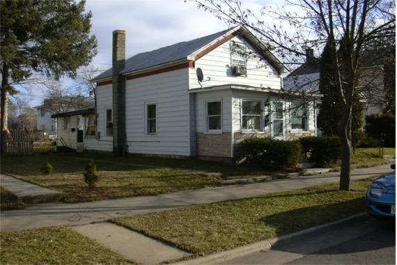 521 S 9th, La Crosse, WI 54601