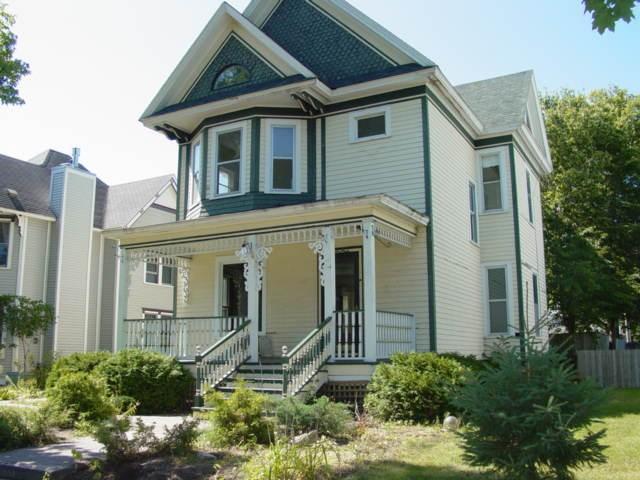 1611 Wood St., La Crosse, WI 54603