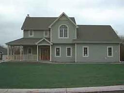 N1582 N Lakefield, Pewaukee, WI 53072